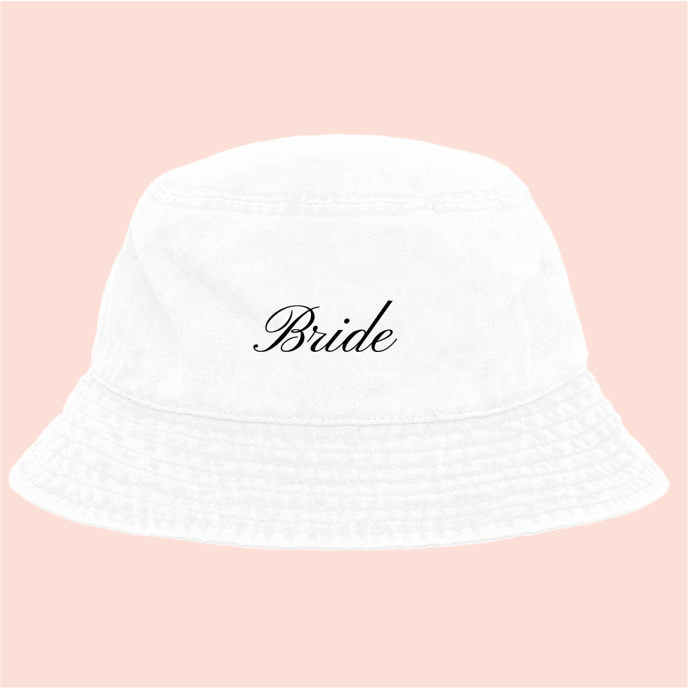 Bucket hat blanco deslavado "Bride "