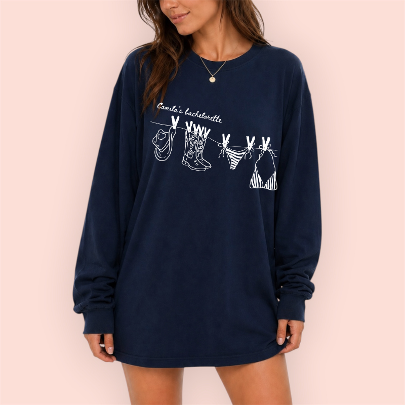 Playera manga larga oversize personalizada "Boots and Bikinis"