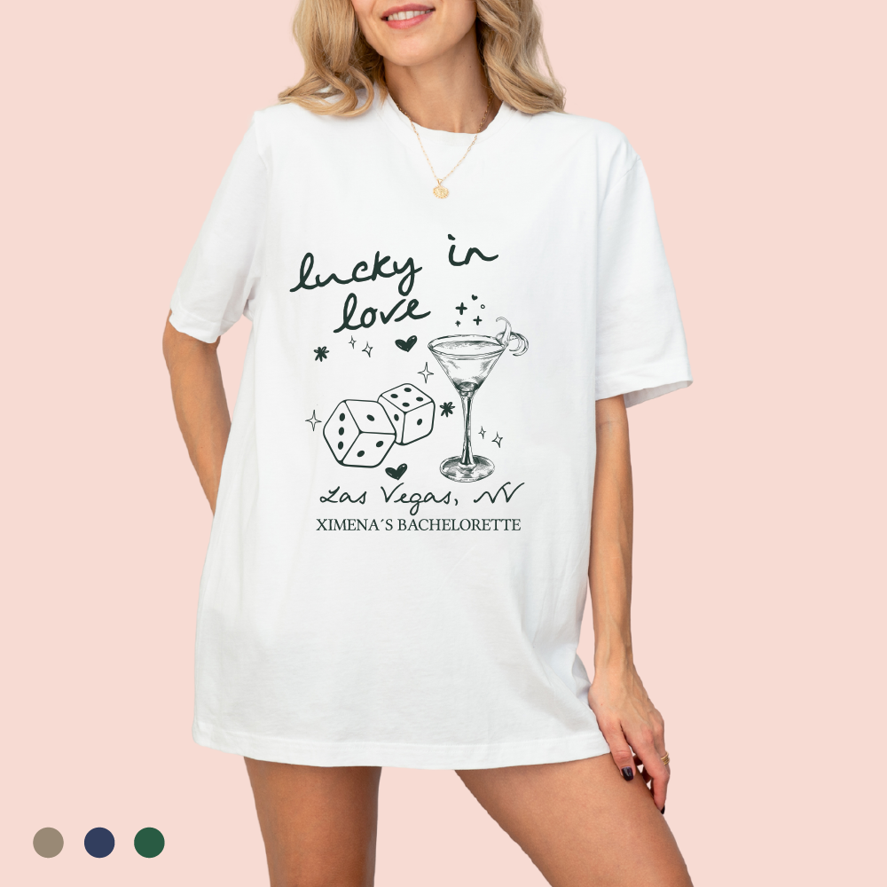 Playera oversize personalizada "lucky in love"