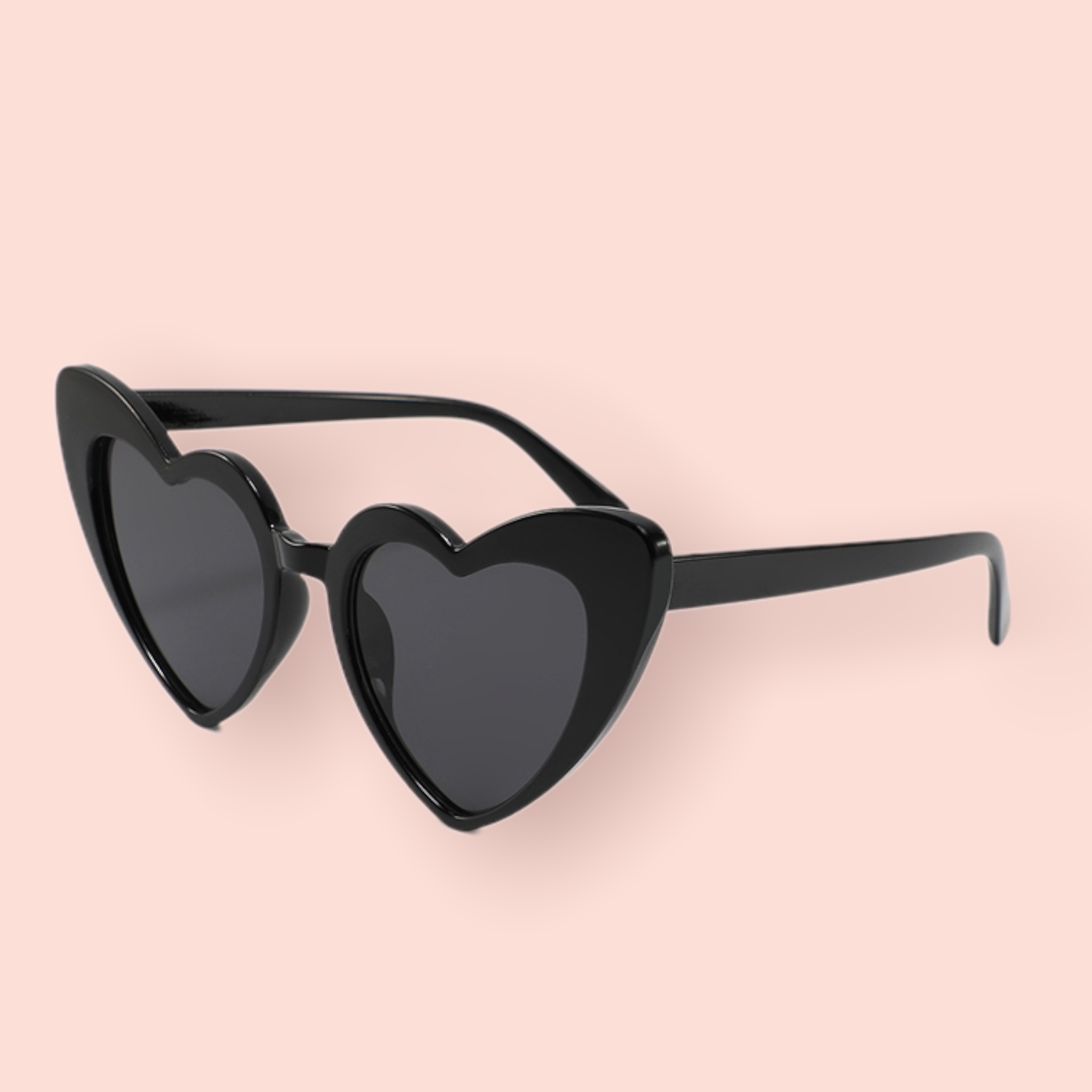 Lentes de sol negros forma de corazón