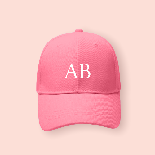 Gorra rosa personalizada con iniciales