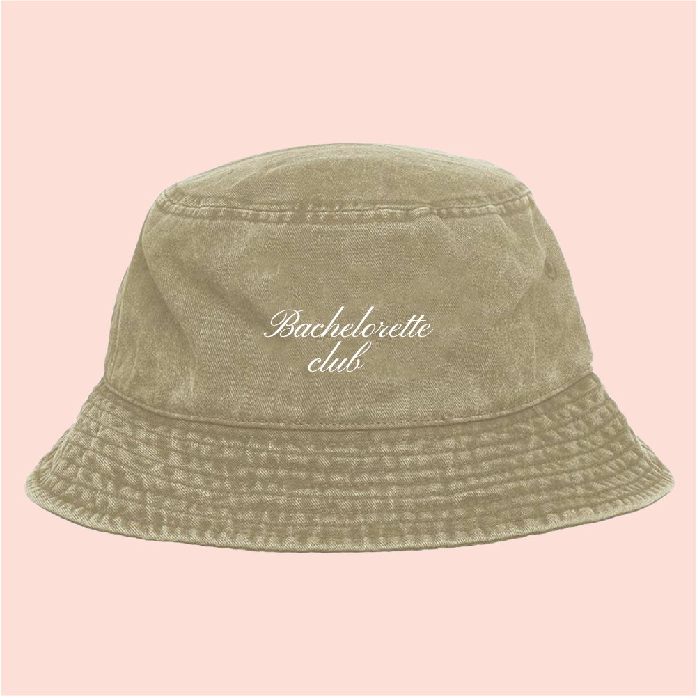 Bucket hat verde deslavado "bachelorette club"
