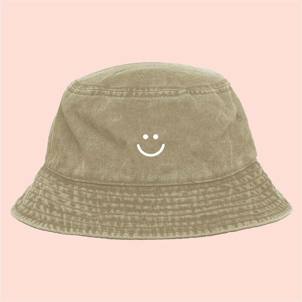 Bucket hat verde deslavado happy face