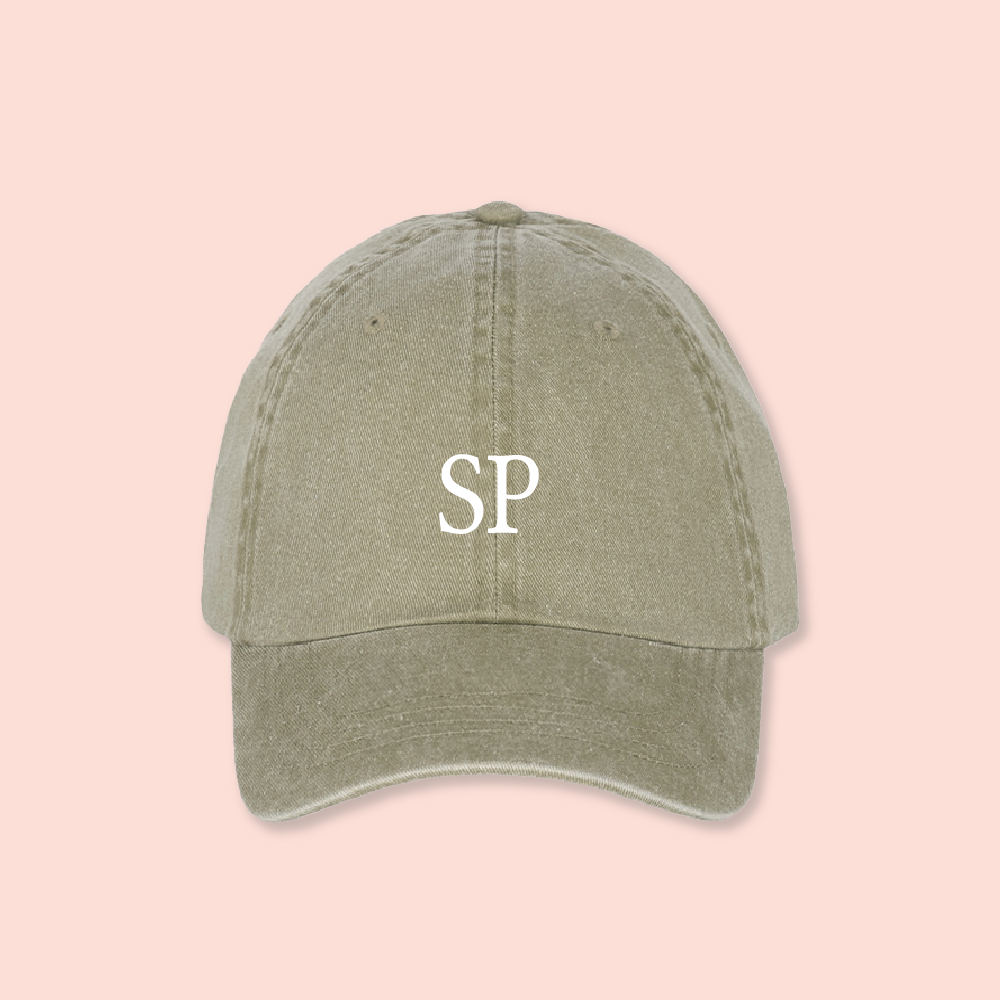 Gorra verde-olivo deslavada personalizada con iniciales