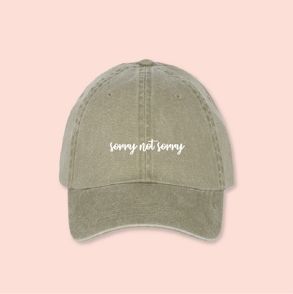 Gorra verde-olivo deslavada "Sorry not sorry"