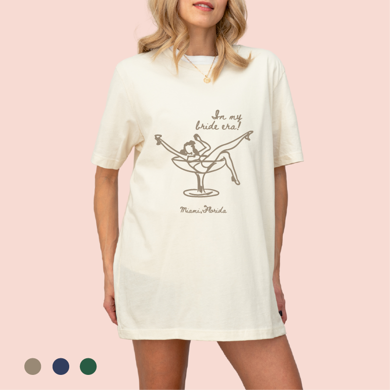 Playera oversize personalizada "In my bride era"