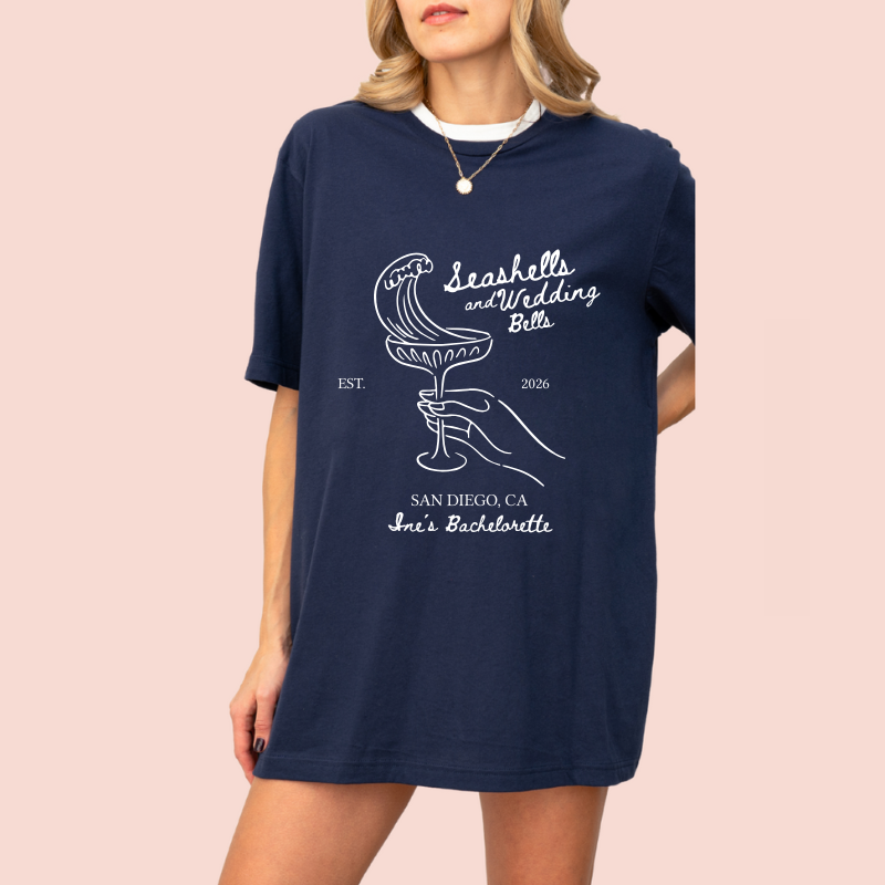 Playera oversize personalizada "seashells and wedding bells"