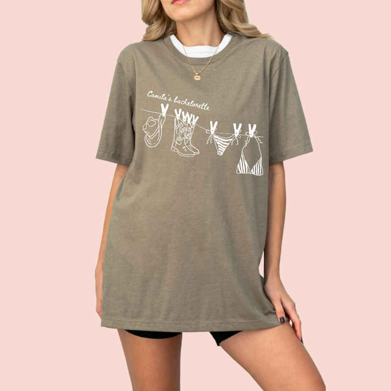 Playera oversize personalizada "Boots and Bikinis"