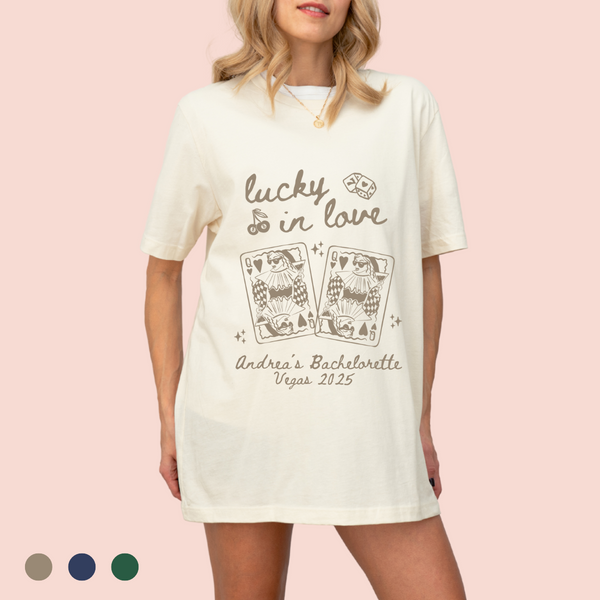 Playera oversize personalizada "Lucky in Love"