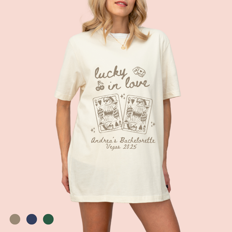 Playera oversize personalizada "Lucky in Love"