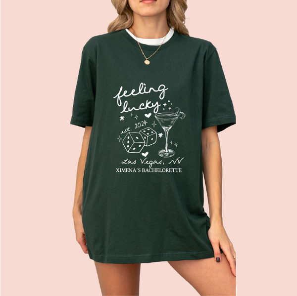 Playera oversize personalizada "feeling lucky"