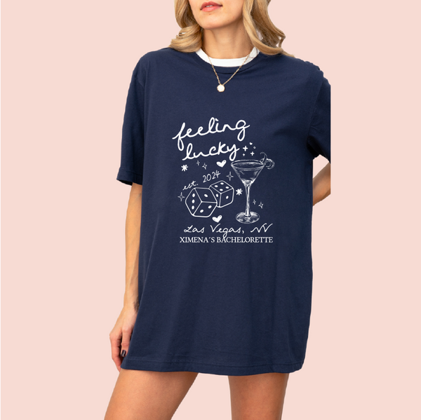 Playera oversize personalizada "feeling lucky"