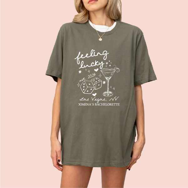 Playera oversize personalizada "feeling lucky"