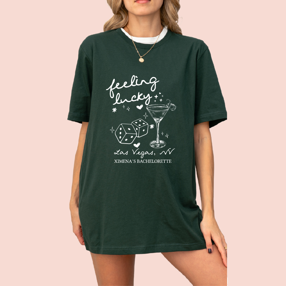 Playera oversize personalizada "feeling lucky"