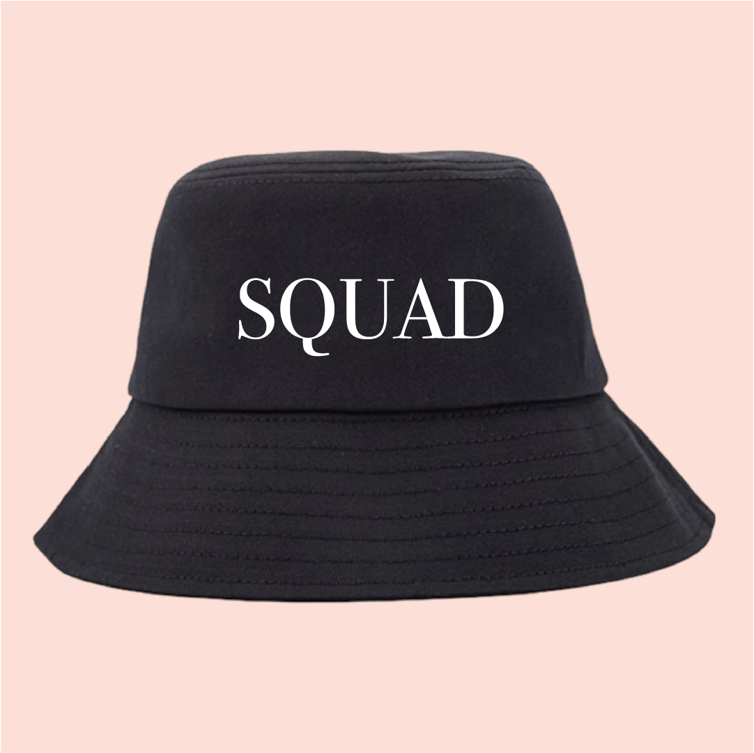 Bucket hat negro "squad"