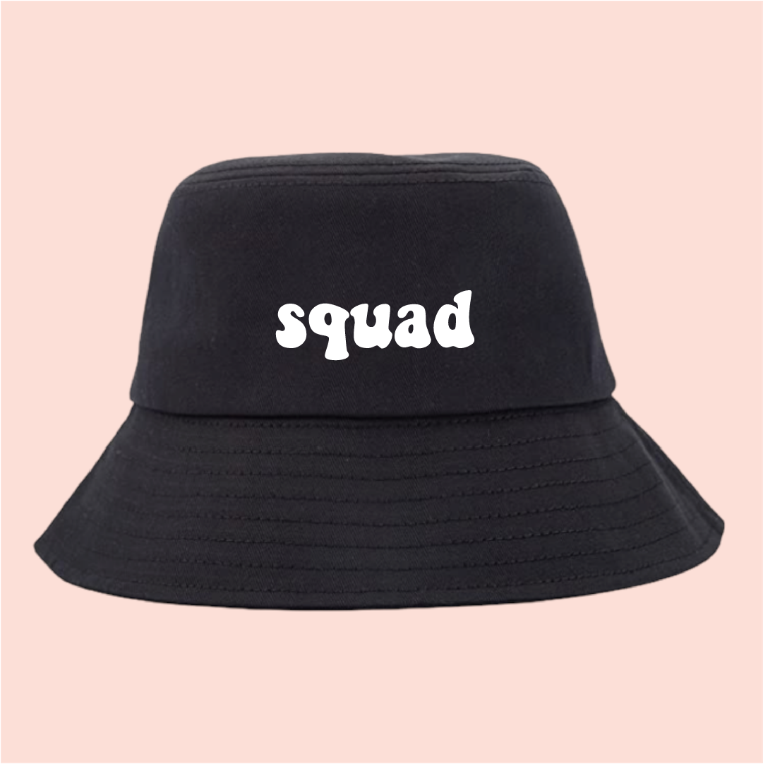 Bucket hat negro "squad"