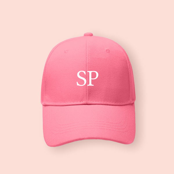 Gorra rosa personalizada con iniciales