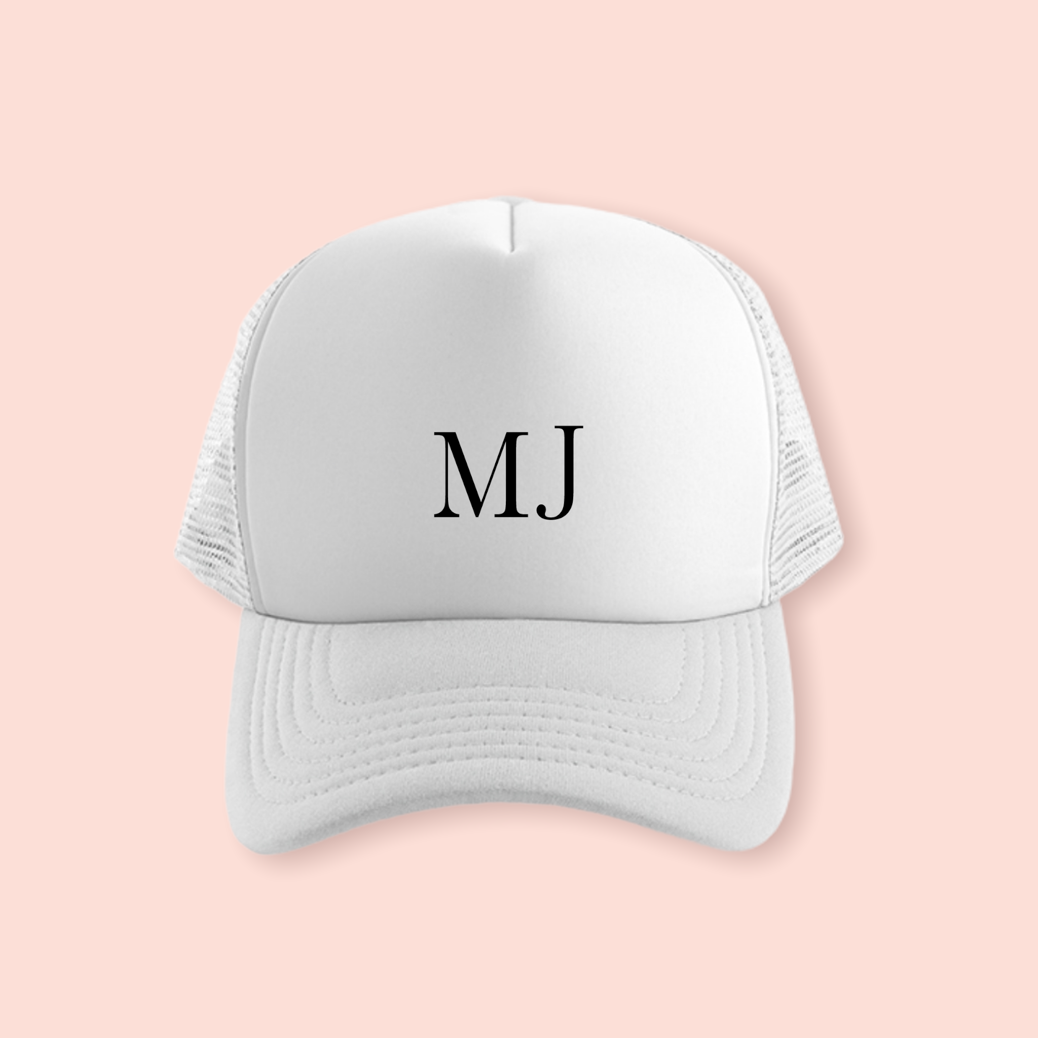 Gorra blanca personalizada con iniciales