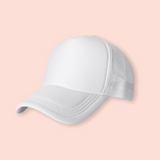 Gorra blanca personalizada con iniciales