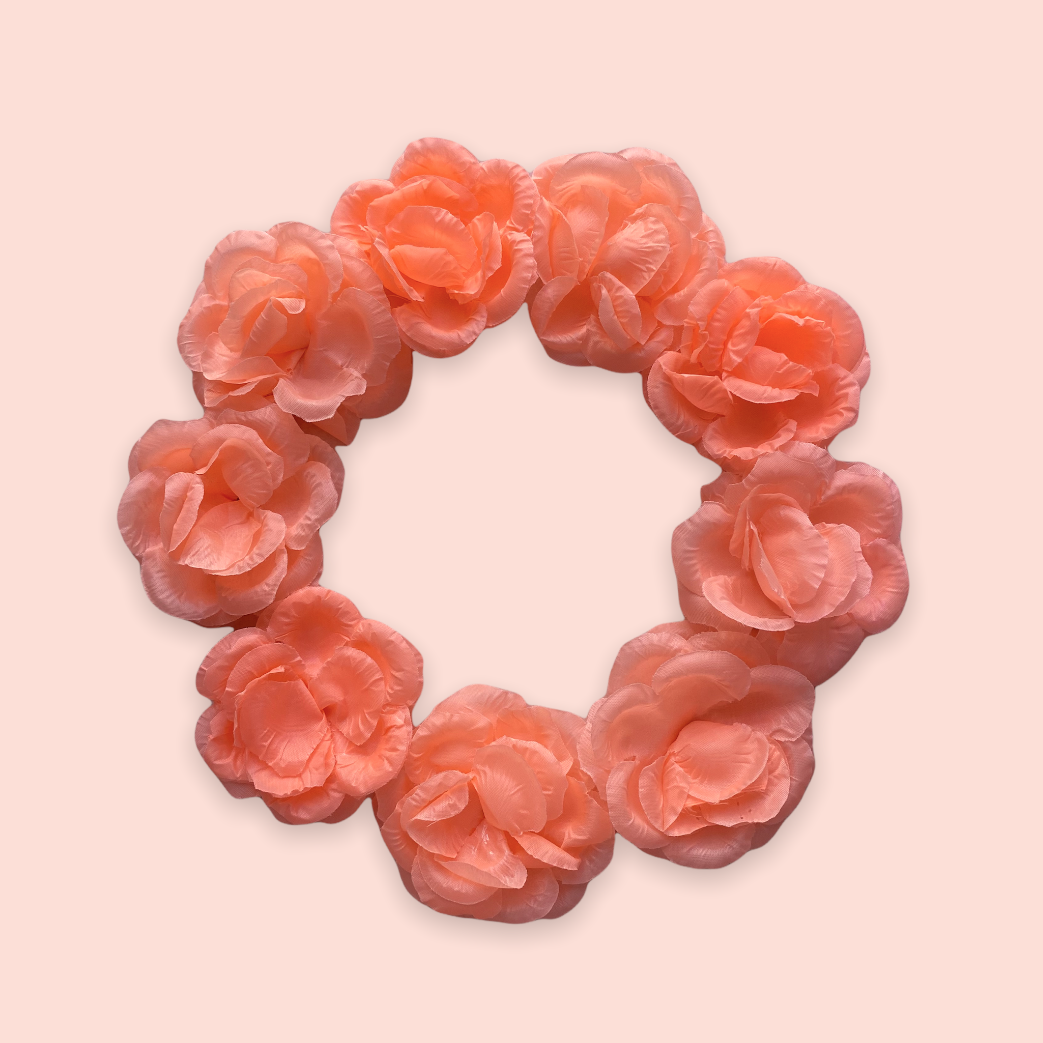 Corona de flores naranja